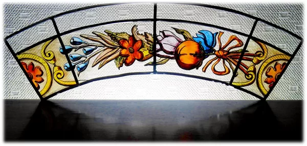 Bordure : Grisaille, Emaux & Jaune d'argent